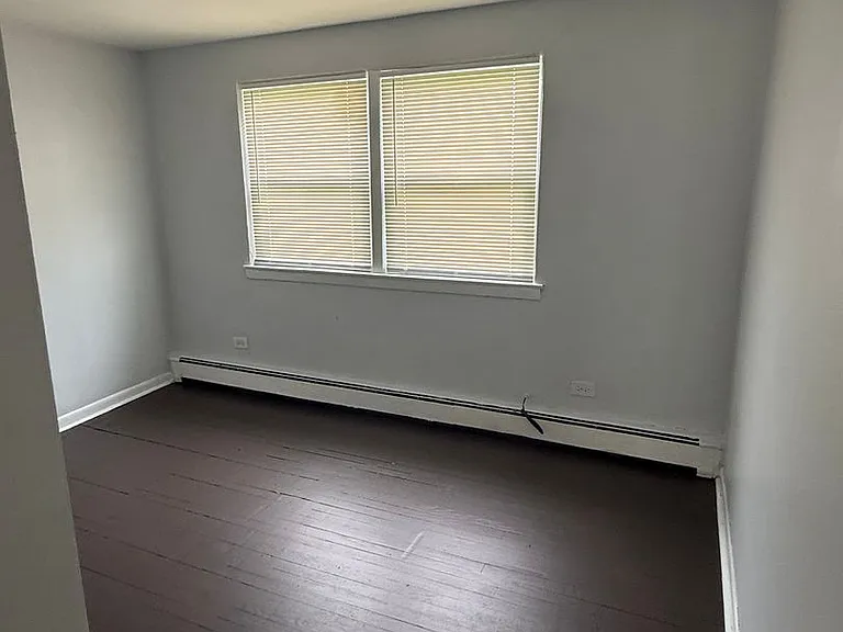 8956 S Escanaba — Photo 13
