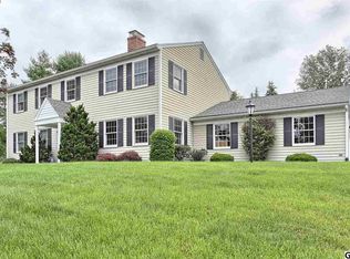3813 Bellows Dr, Camp Hill, PA 17011