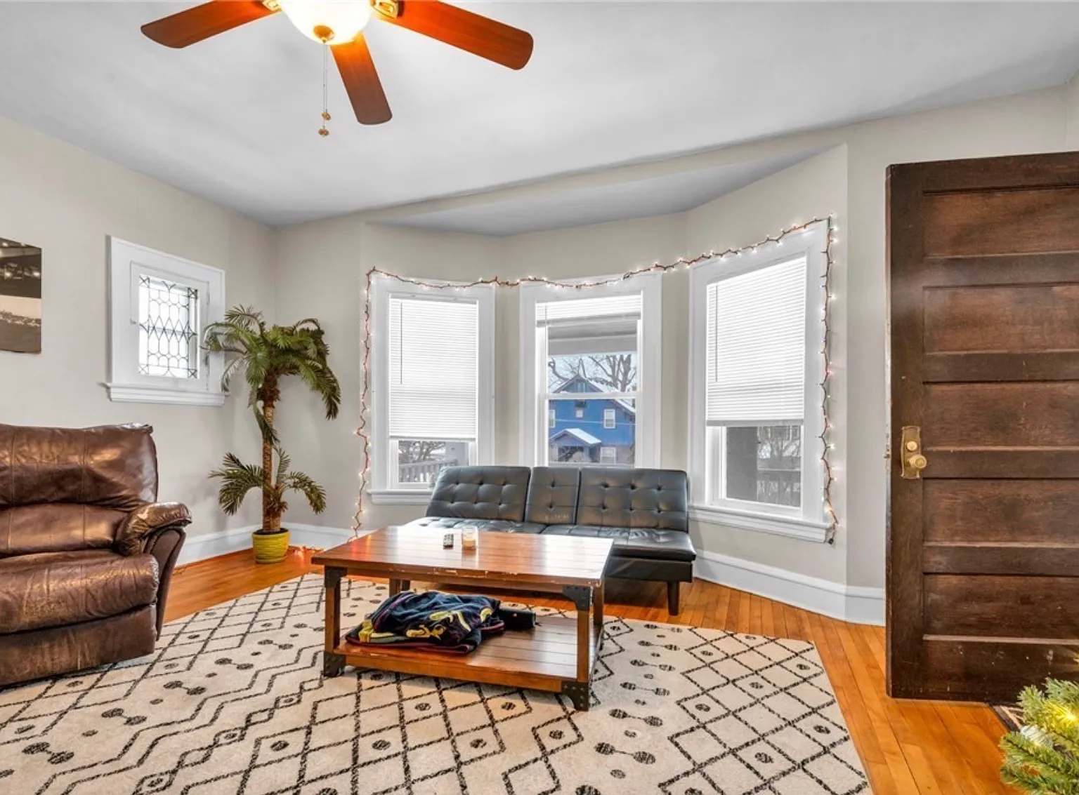 2 bed, 1100 sqft, $1,650 — Photo 4