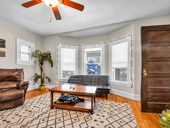 4th image of 1359 Warren Rd #1359