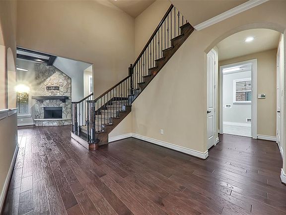 2nd image of 103 Jordans Pl