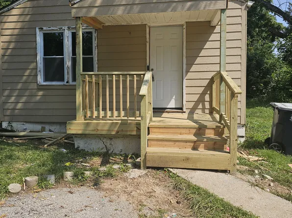 2010 E 82nd Ter, Kansas City, MO 64132