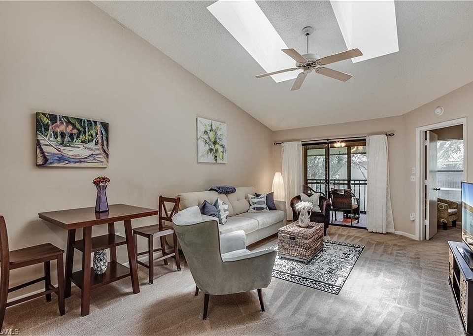1st image of 15051 Parkside Dr #202