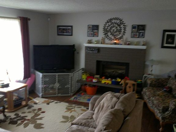 3rd image of 1923 70th Pl NE