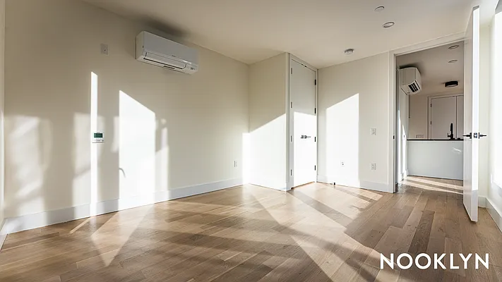 Rented by Nooklyn NYC LLC | media 129