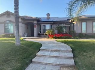 35420 Shade Tree Rd, Yucaipa, CA 92399