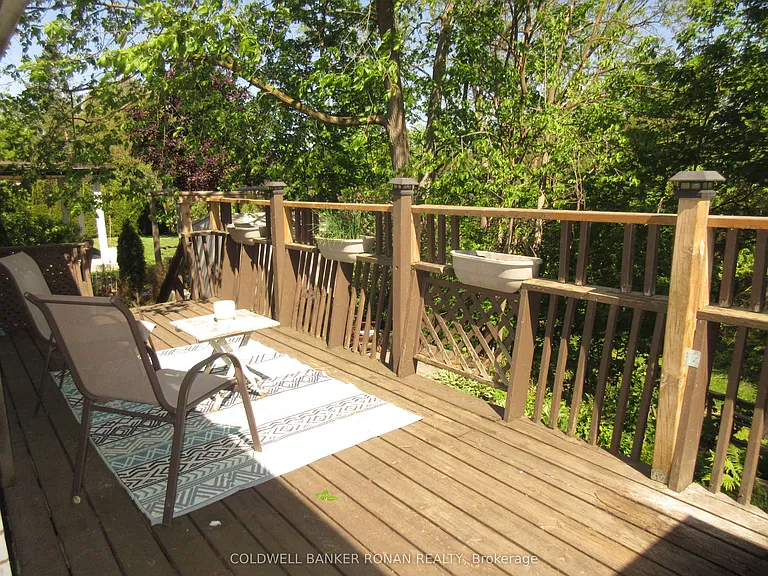 104 Boyne Cres #MAIN FLOOR — Photo 17