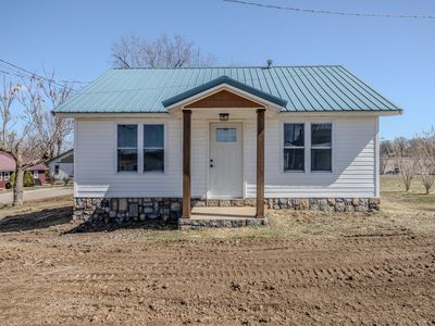 322 E Marshfield Street, Hartville, MO, 65667