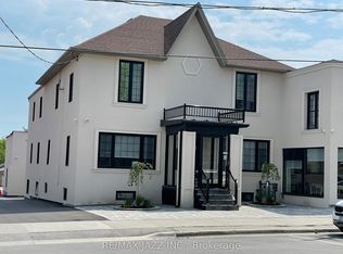 251 Simcoe St S #204, Oshawa, ON L1H 4H3
