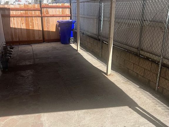 3rd image of 354 S Vista Ave