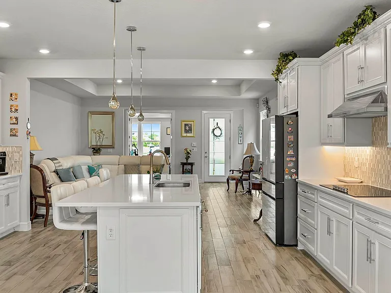 3141 Voyager Ave — Photo 13