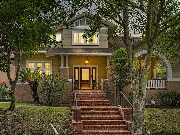 5th image of 4478 Venus St