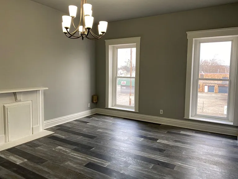 1214 Logan St — Photo 11