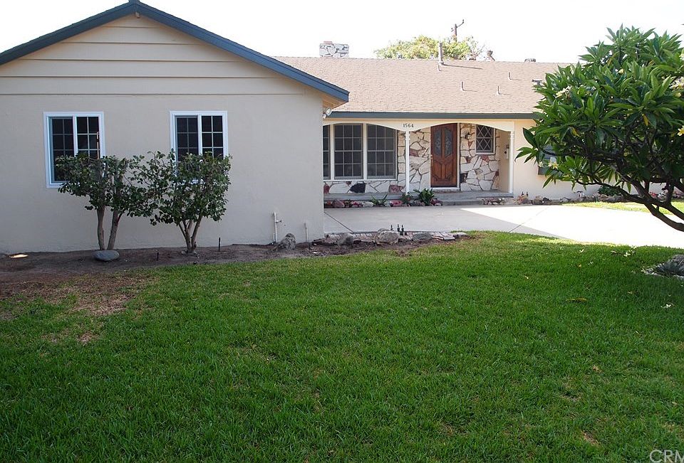 1st image of 1564 W Flippen Cir