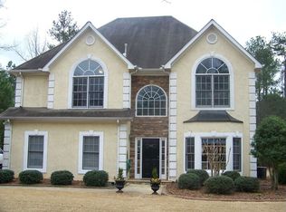 416 Barrington Farms Pkwy, Sharpsburg, GA 30277