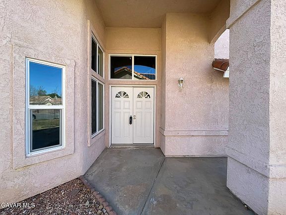 5th image of 1768 Mesa Dr