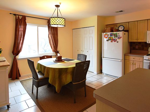 5th image of 1103 Father Capodanno Blvd