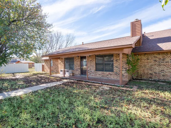 601 Henry St, Dublin, TX 76446