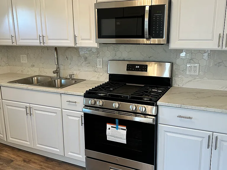 79 Glenwood Ave #2 — Photo 5