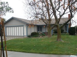 2114 E Caroline Dr, Ontario, CA 91764