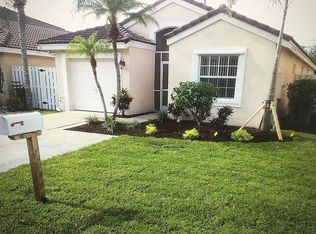 7776 Springfield Lake Dr, Lake Worth, FL 33467