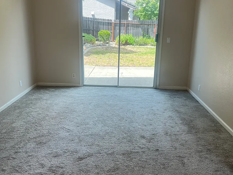 2332 Clapton Way — Photo 12