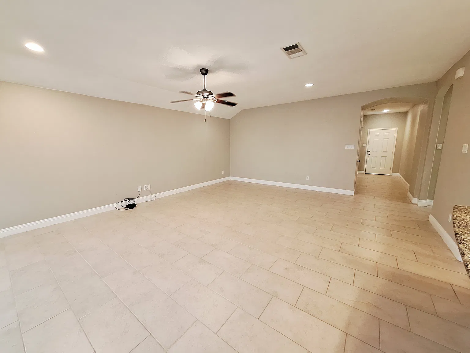 3304 De Torres Circle - 1 — Photo 2