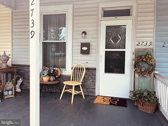 3rd image of 2739 Herr St