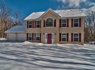 126 E Cherokee Trl, Albrightsville, PA 18210