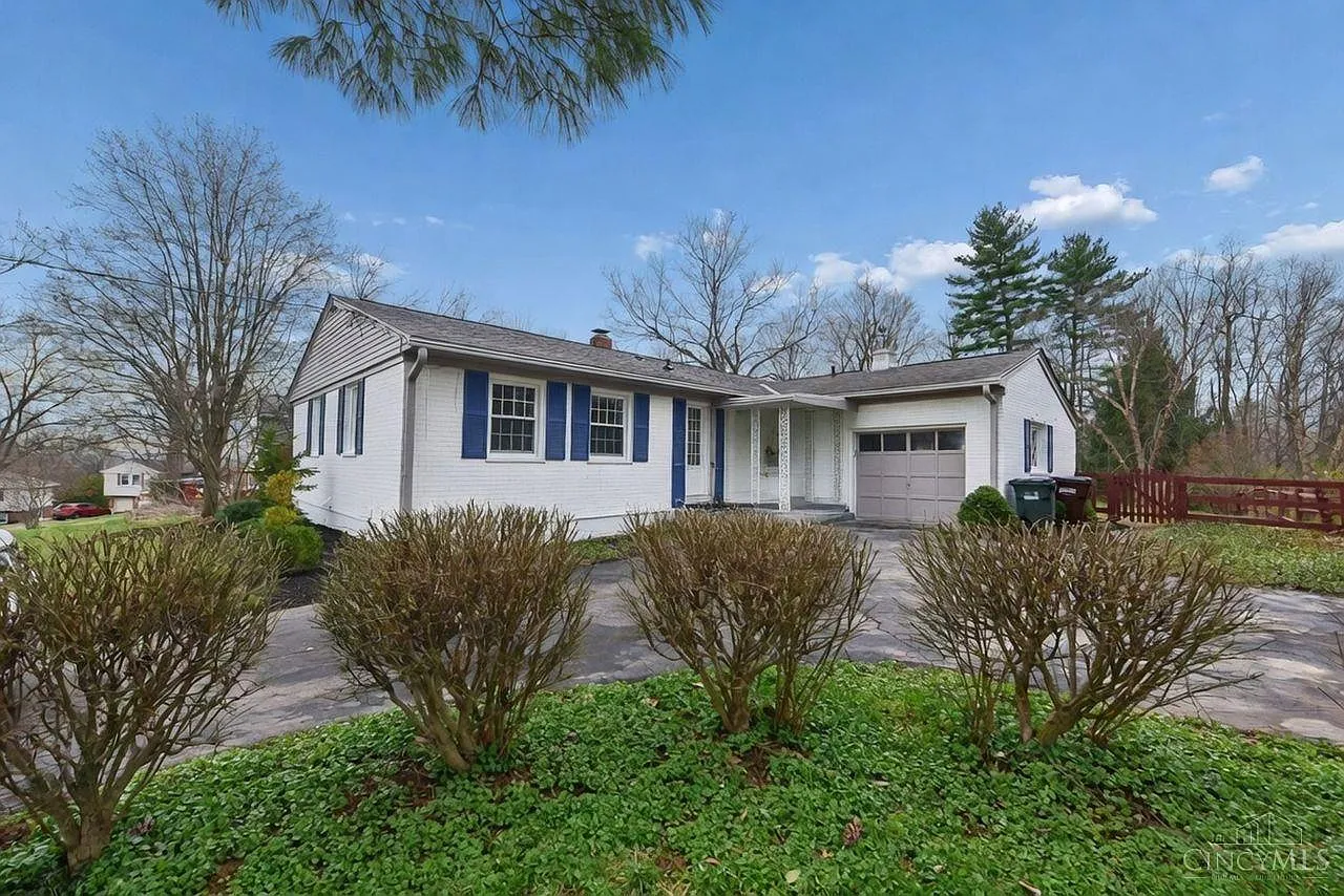 357 Meadowcrest Rd photo 1