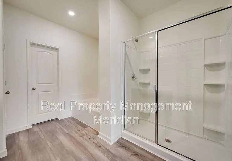 8408 Buck Mountain Pass — Photo 13