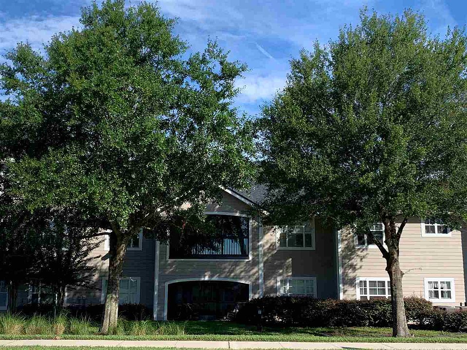 1st image of 115 Legendary Dr #115