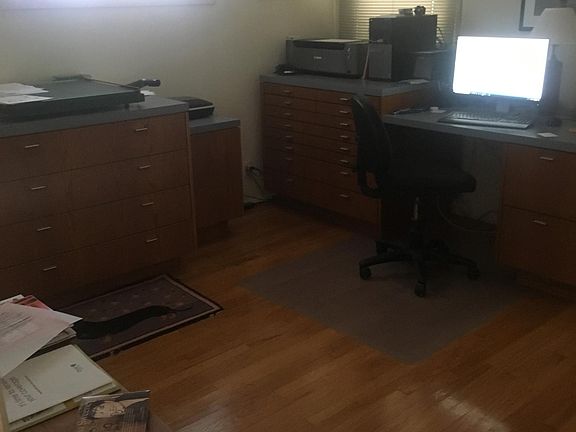 5th image of 11025 Erwin St