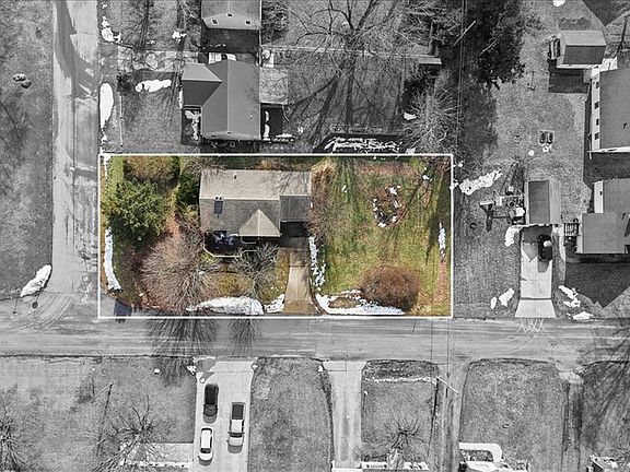 5th image of 754 Abbott Dr