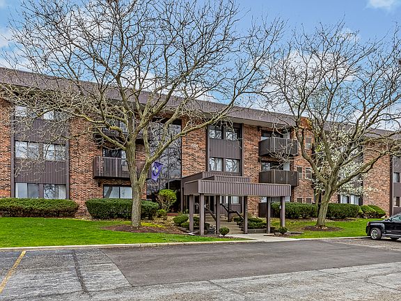 2nd image of 1504 Woodbridge Rd APT 3F