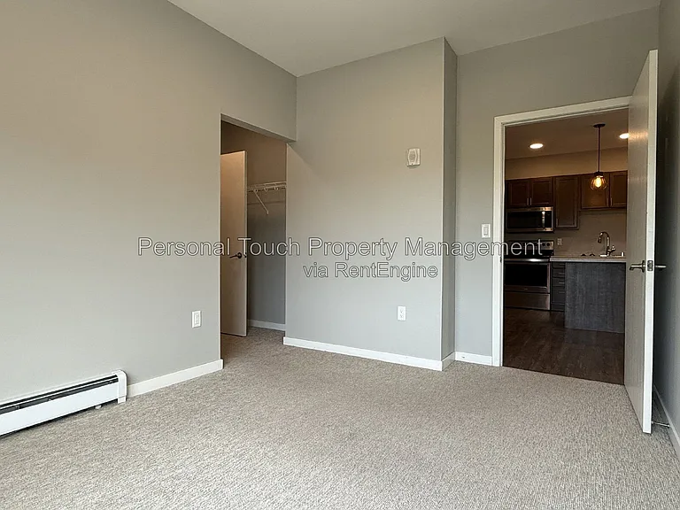600 8th St S #302 — Photo 24