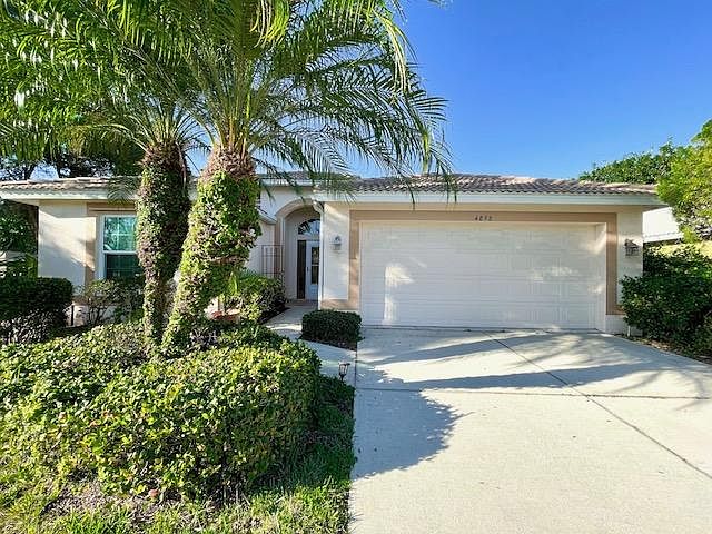 1st image of 4898 Sabal Lake Cir