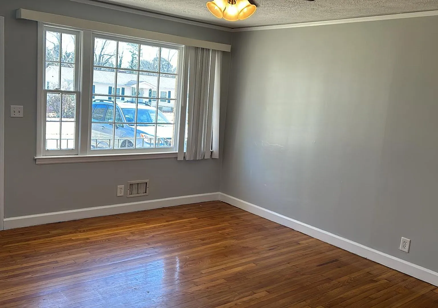 207 West Belvedere Rd, Greenville, SC — Photo 1