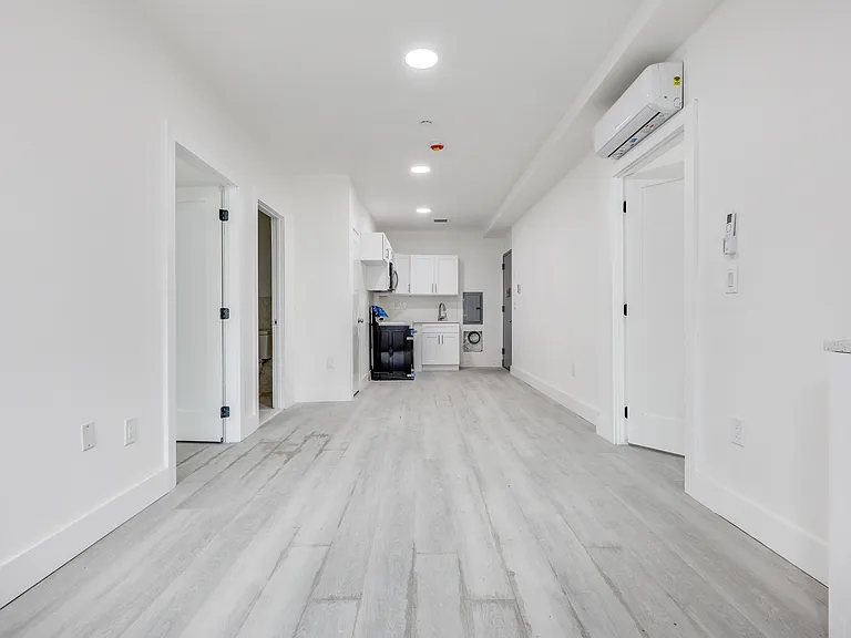 431 Warwick St #2D — Photo 11