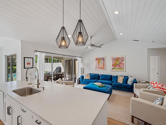 3rd image of 2236 Las Casitas Drive