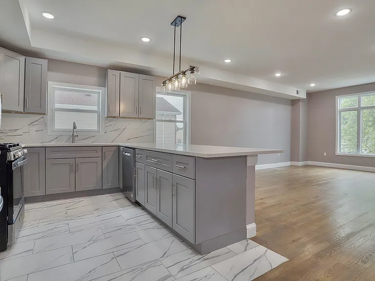362 Virginia Ave #2 — Photo 8