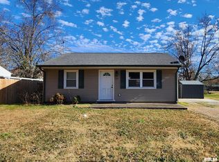 201 Lindsey Ave, Metropolis, IL 62960