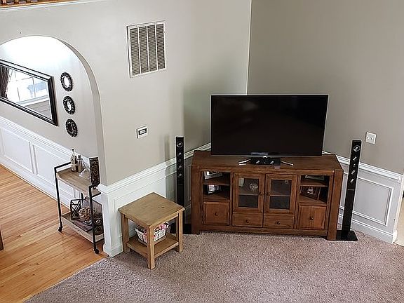 Formal Dining Rm/Living Rm