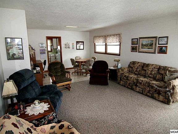 5th image of 1008 W Walnut Ave