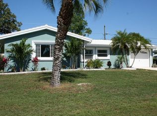 2040 W Ridge Dr, Clearwater, FL 33763