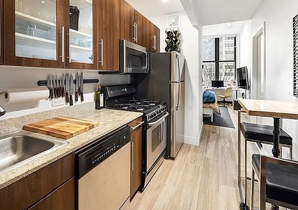 1st image of 318 N Park Ave