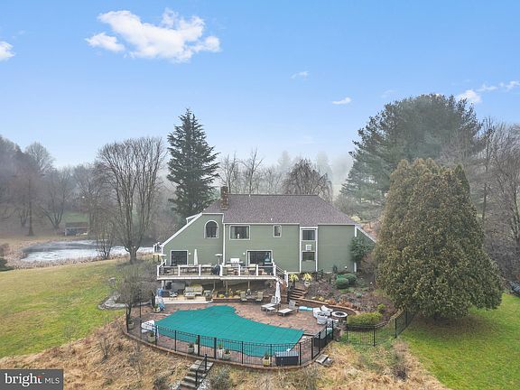 4th image of 706 Haldane Dr