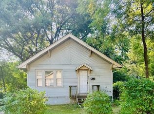 831 S Home Ave, Independence, MO 64053