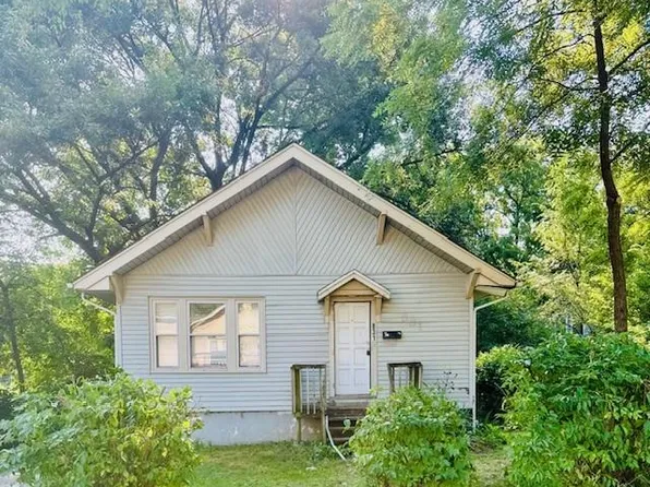 831 S Home Ave, Independence, MO 64053