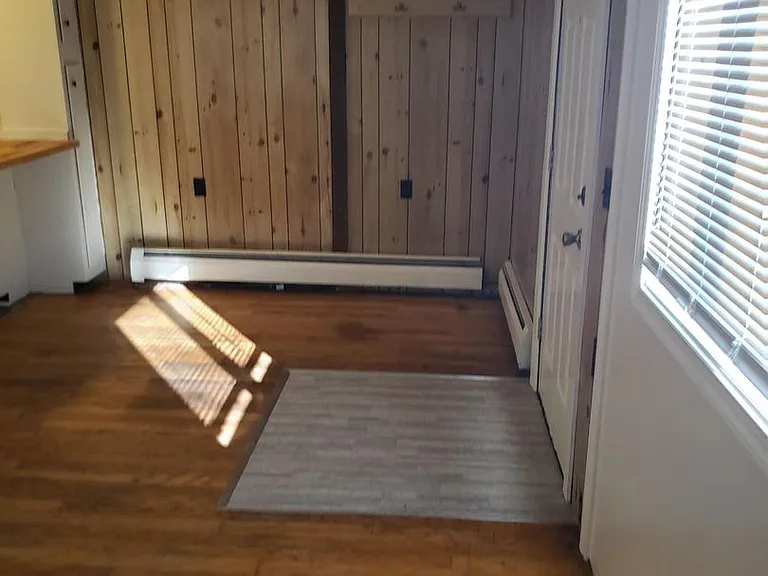 149 Warren St — Photo 4